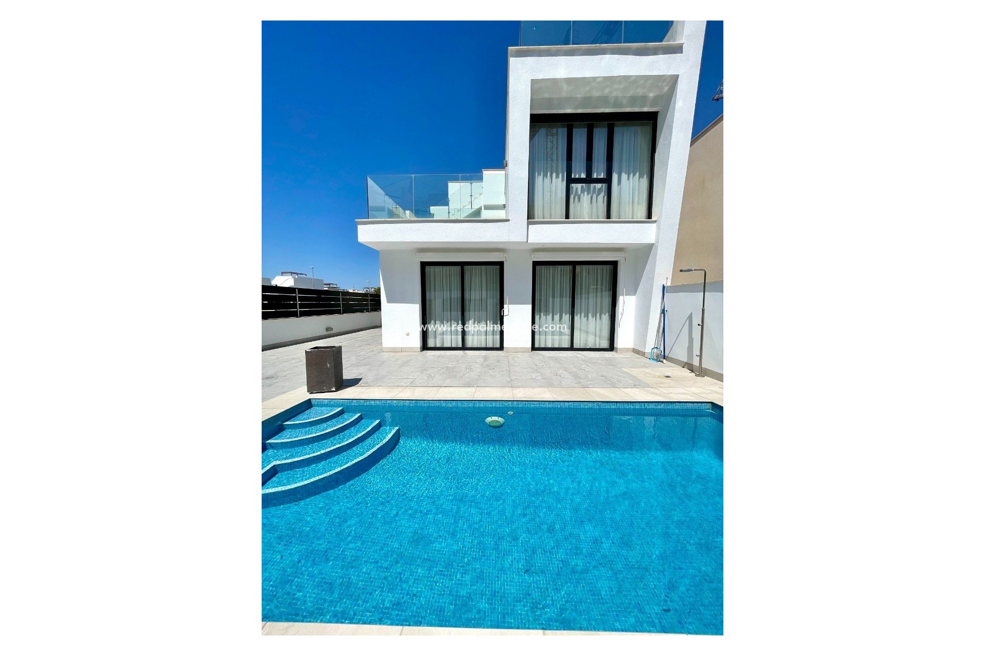 Videresalg - Villa -
Benijofar