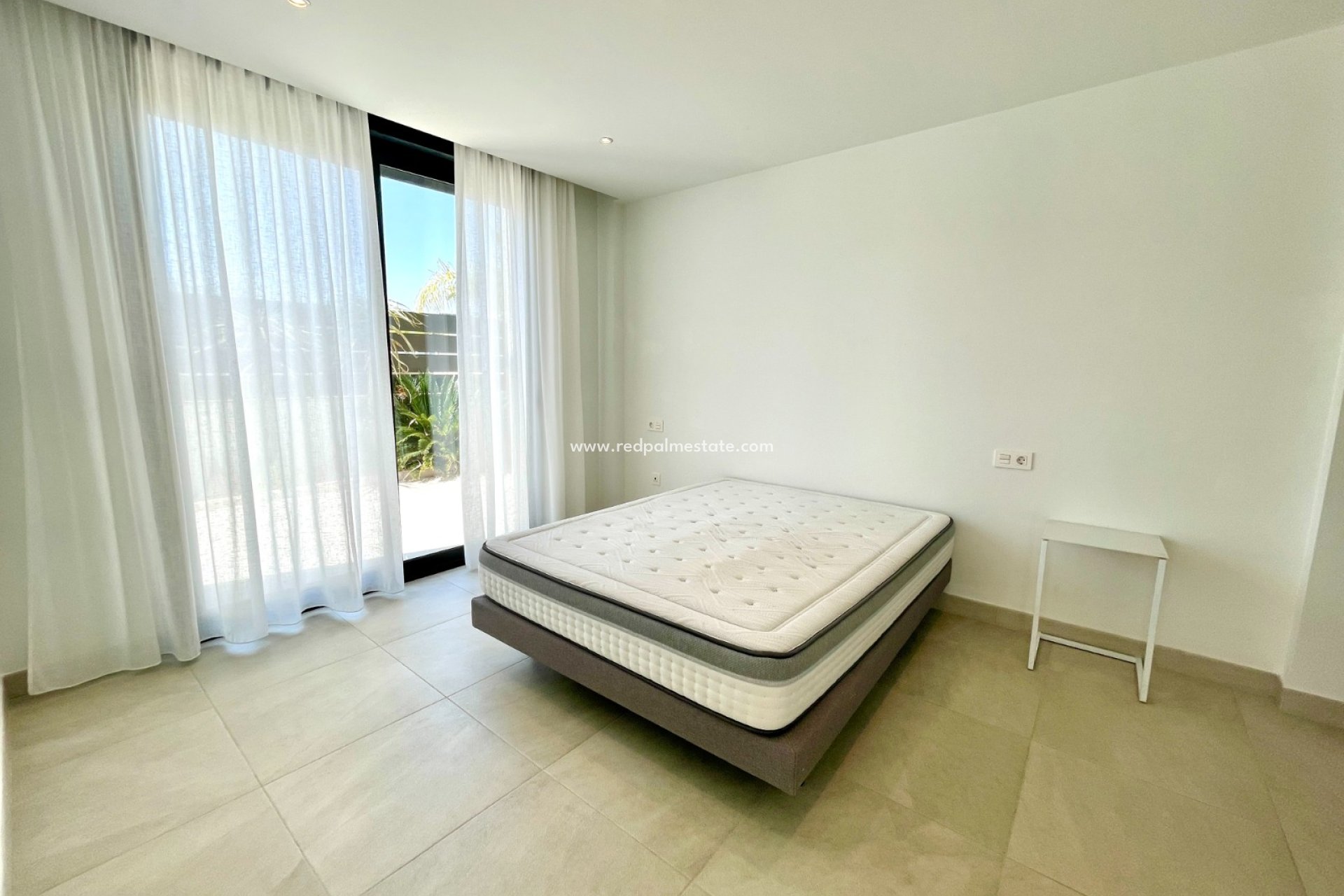Videresalg - Villa -
Benijofar