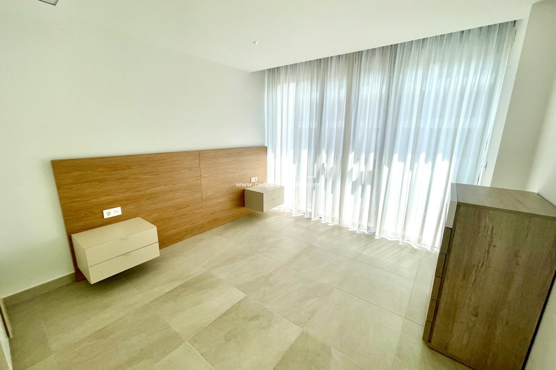 Videresalg - Villa -
Benijofar