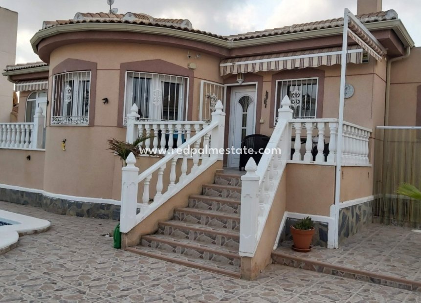 Videresalg - Villa -
Benimar - Costa Blanca