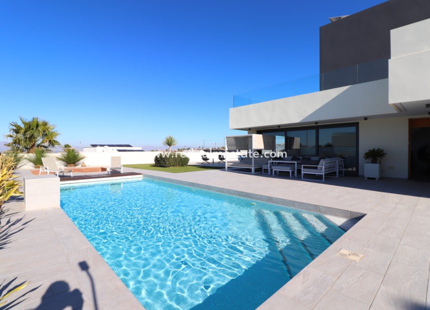 Videresalg - Villa -
Benimar