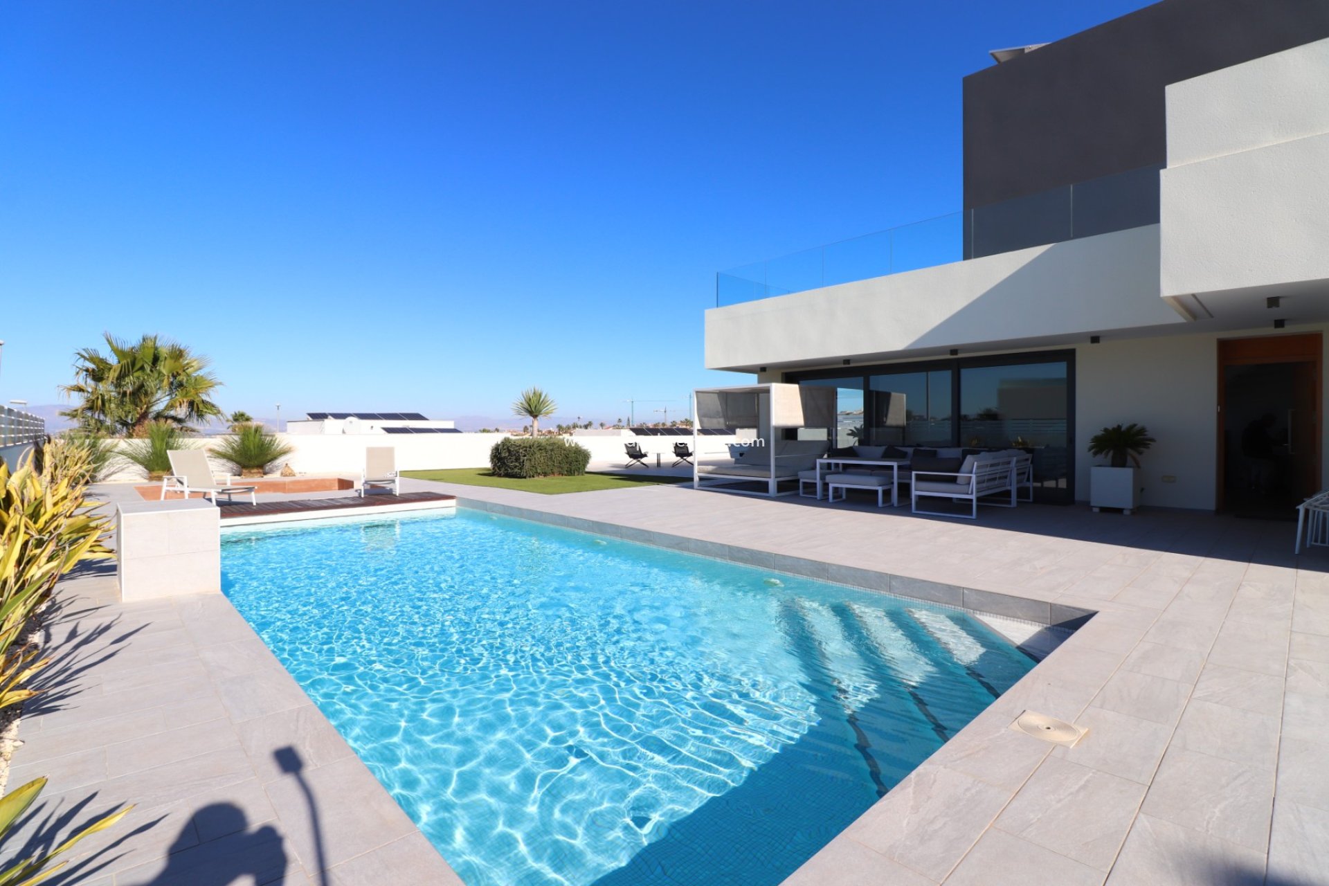 Videresalg - Villa -
Benimar