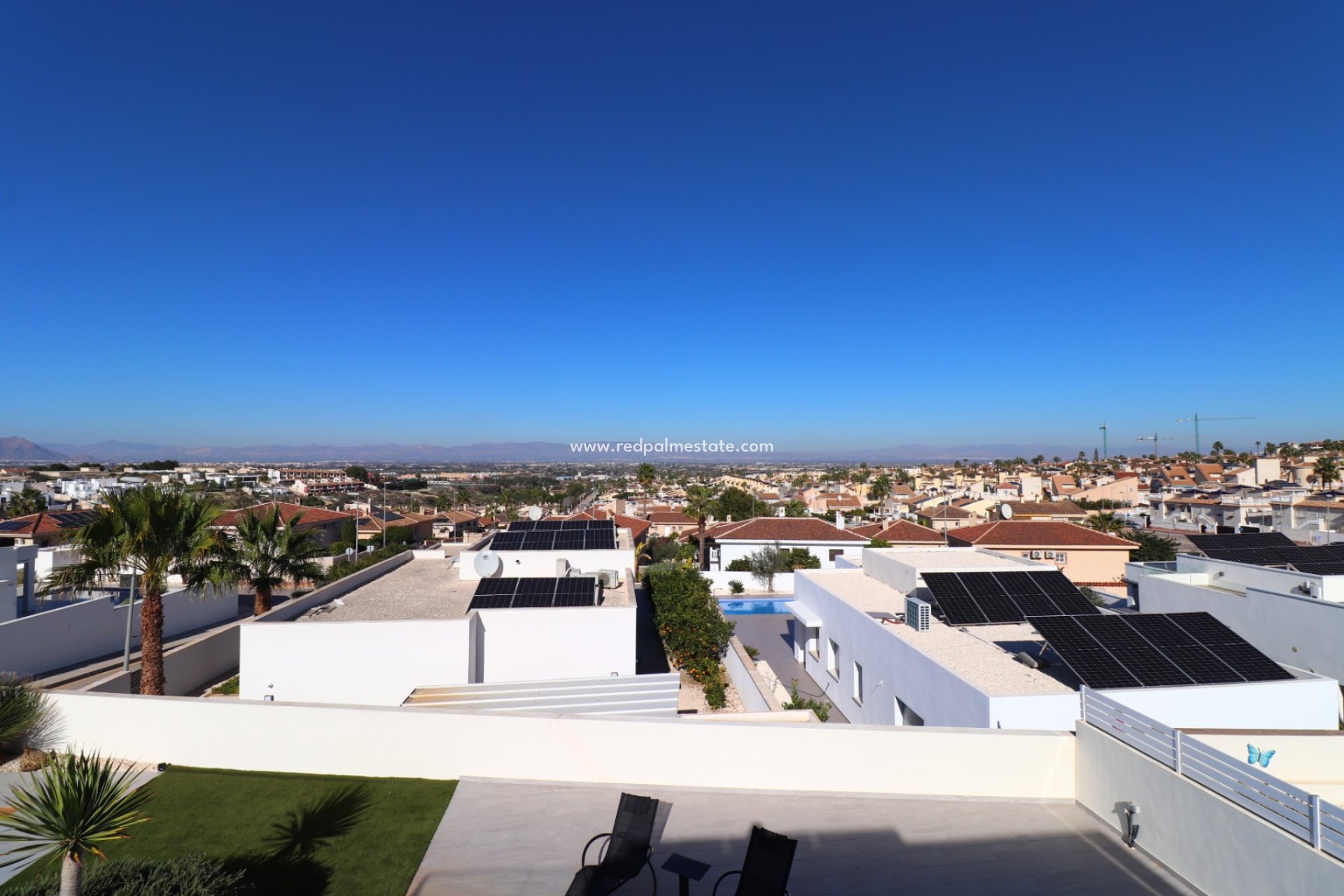 Videresalg - Villa -
Benimar