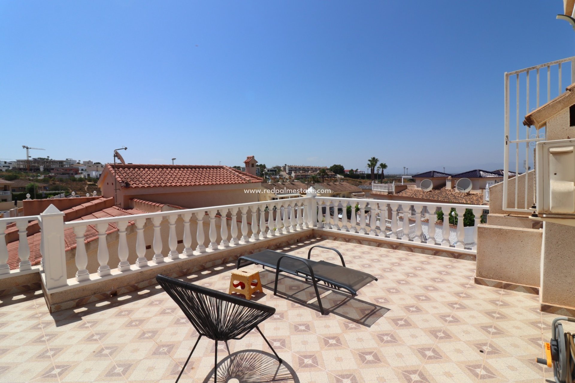 Videresalg - Villa -
Benimar