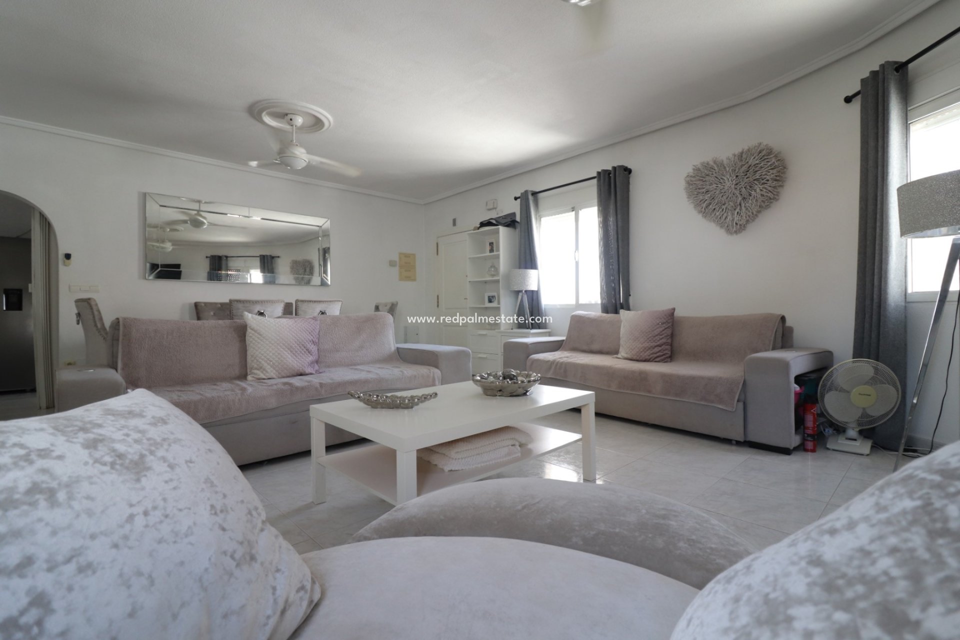 Videresalg - Villa -
Benimar