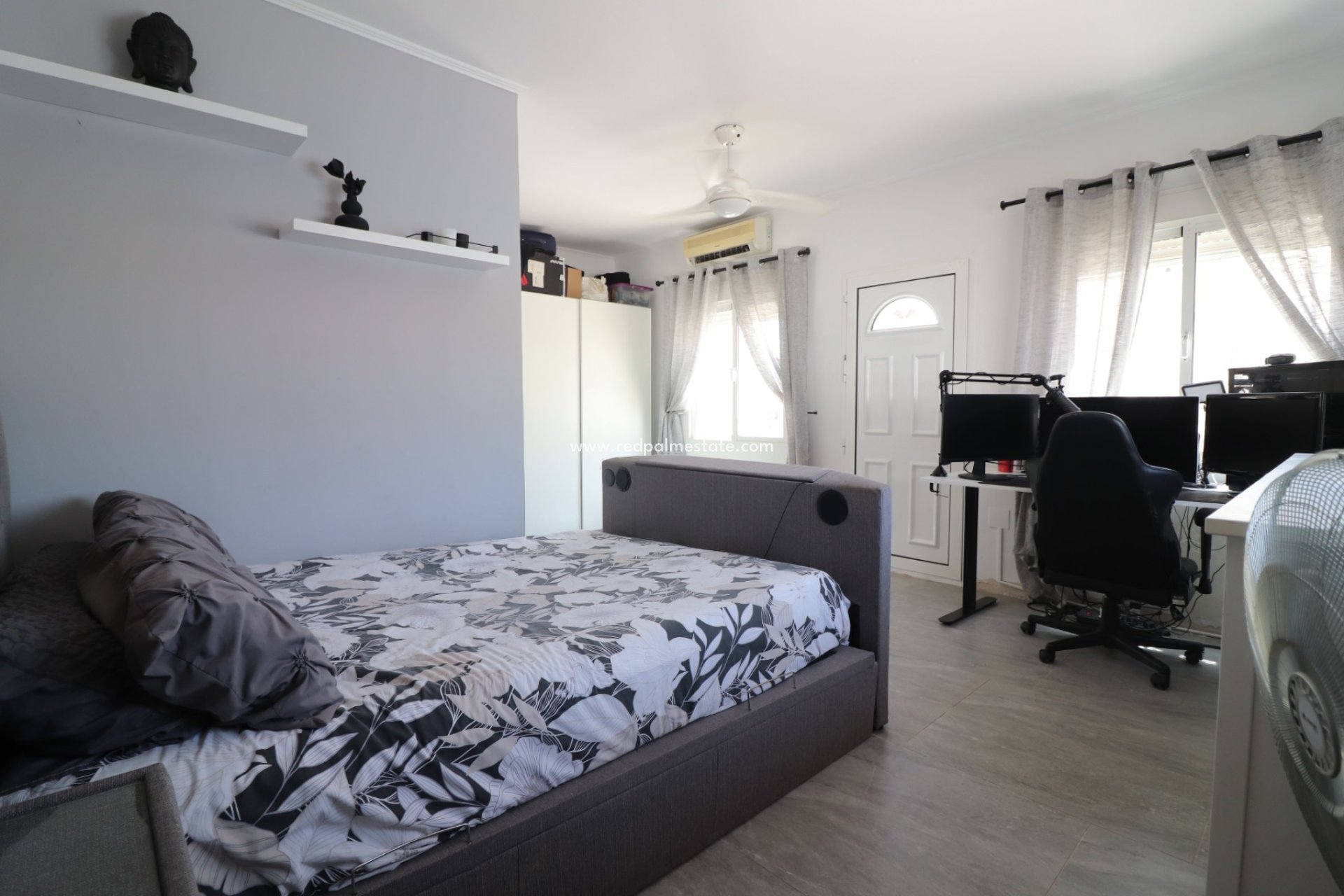 Videresalg - Villa -
Benimar