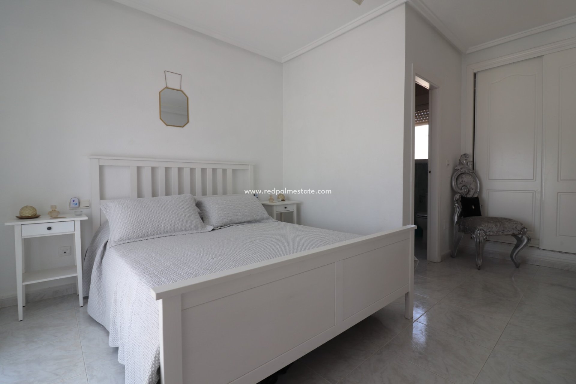 Videresalg - Villa -
Benimar