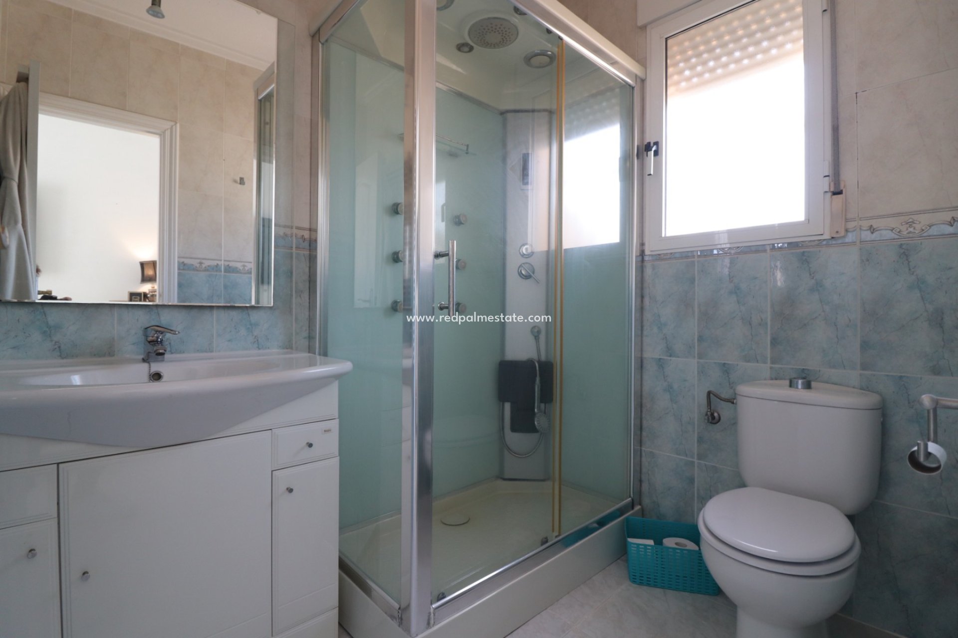 Videresalg - Villa -
Benimar