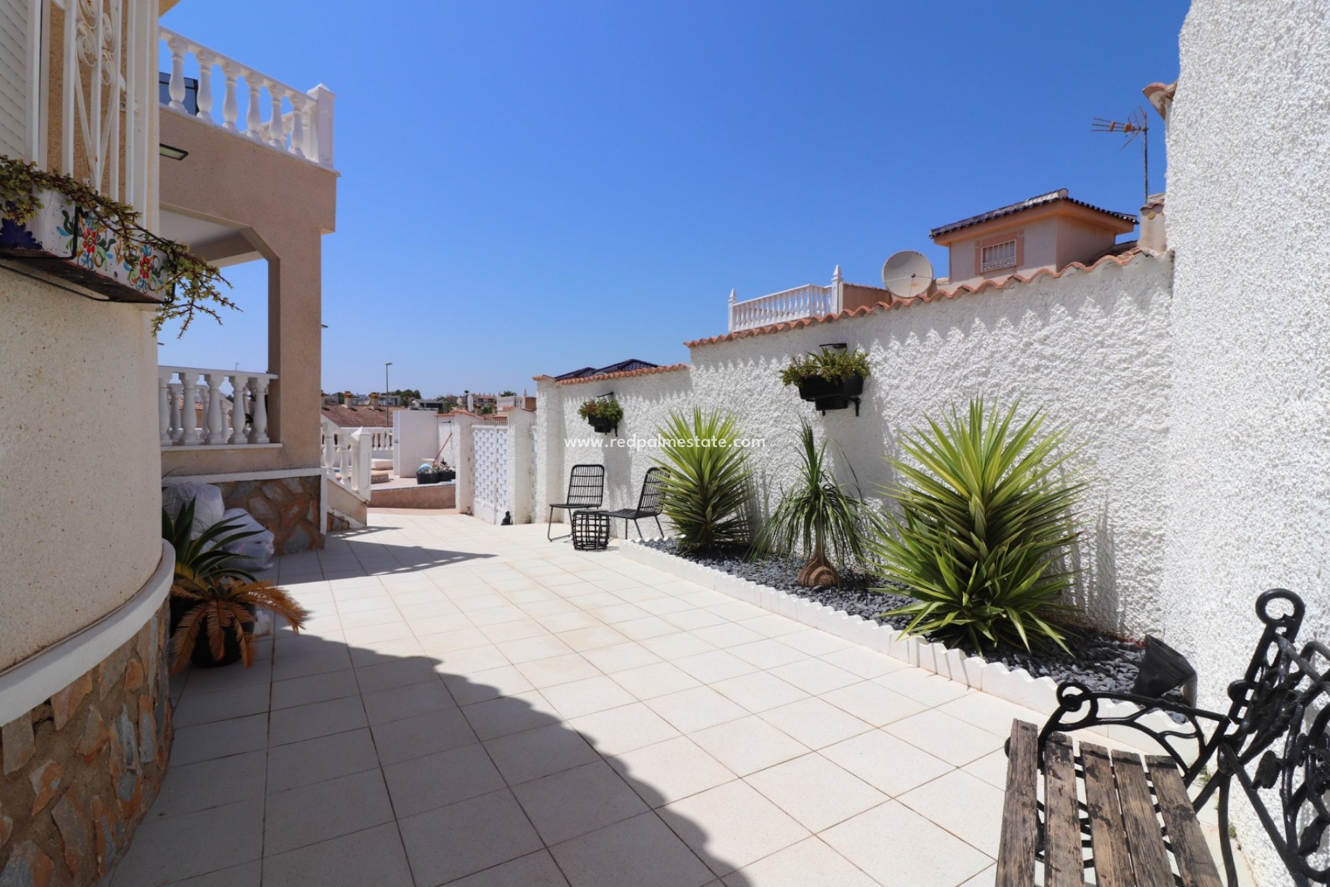 Videresalg - Villa -
Benimar