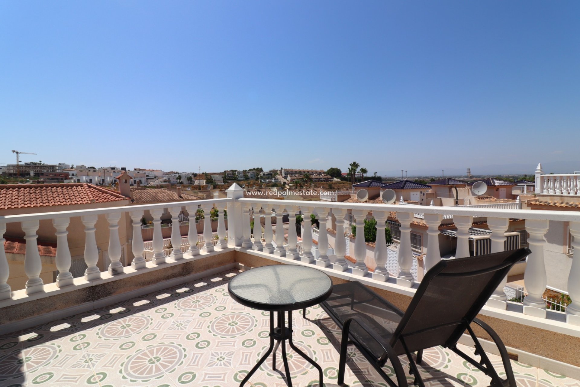 Videresalg - Villa -
Benimar