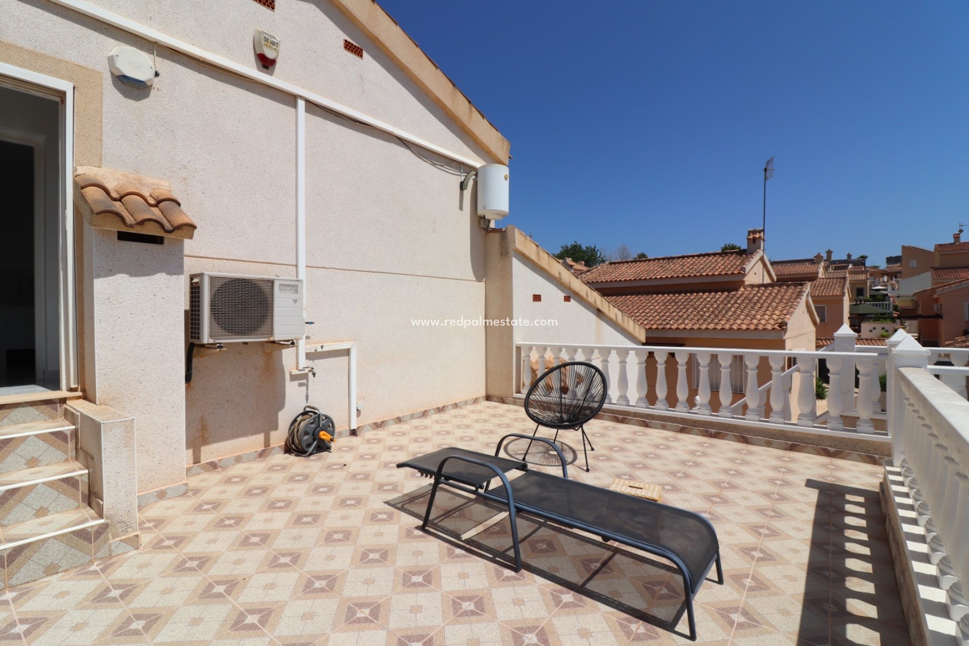 Videresalg - Villa -
Benimar