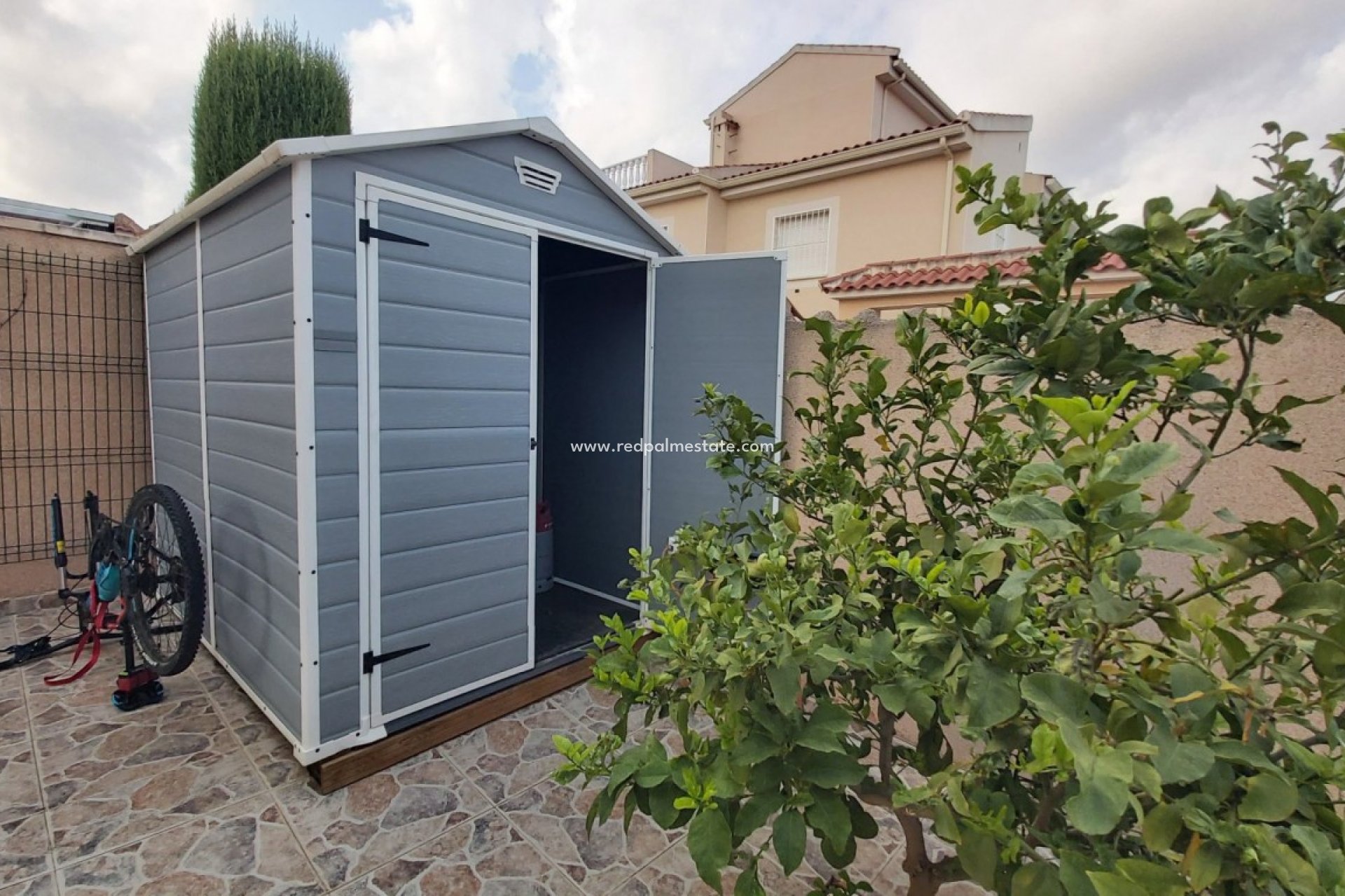 Videresalg - Villa -
Benimar