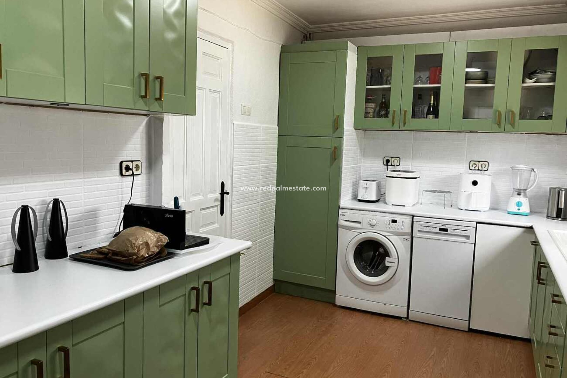 Videresalg - Villa -
Biar - Costa Blanca