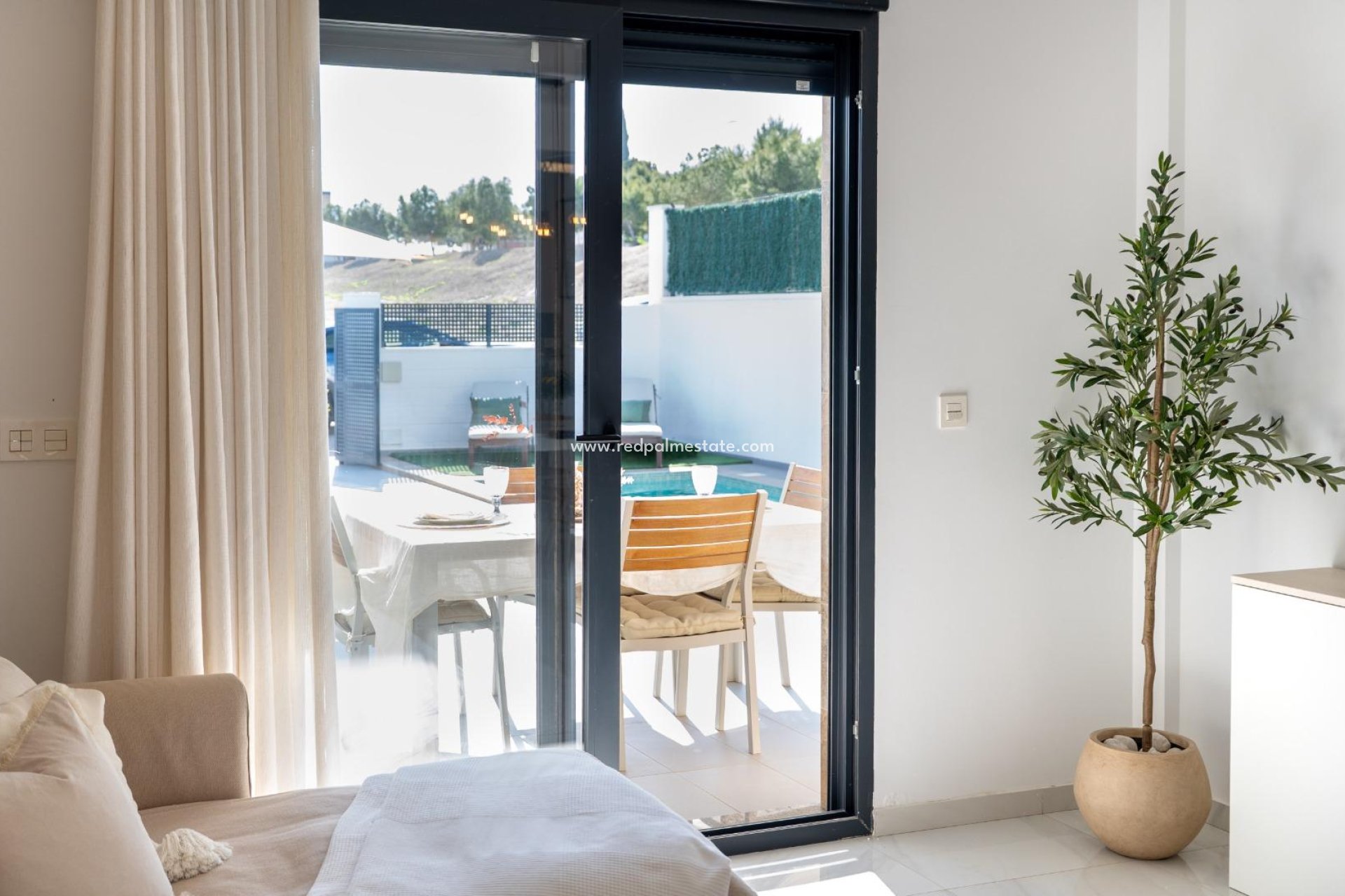 Videresalg - Villa -
Bigastro - D6