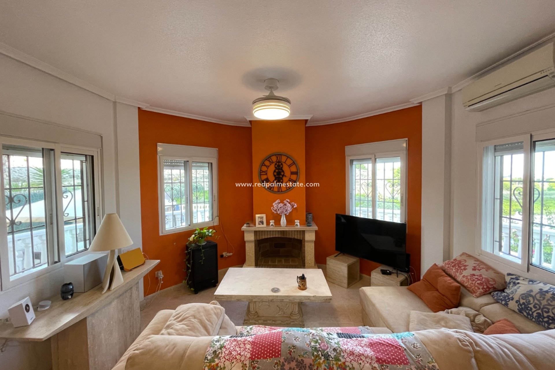 Videresalg - Villa -
Bigastro - Inland