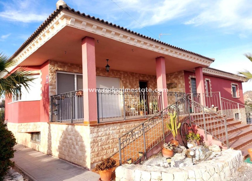 Videresalg - Villa -
Calasparra - Inland