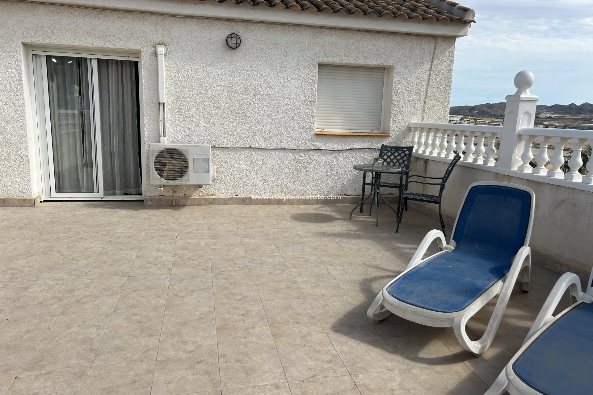 Videresalg - Villa -
Camposol - Inland