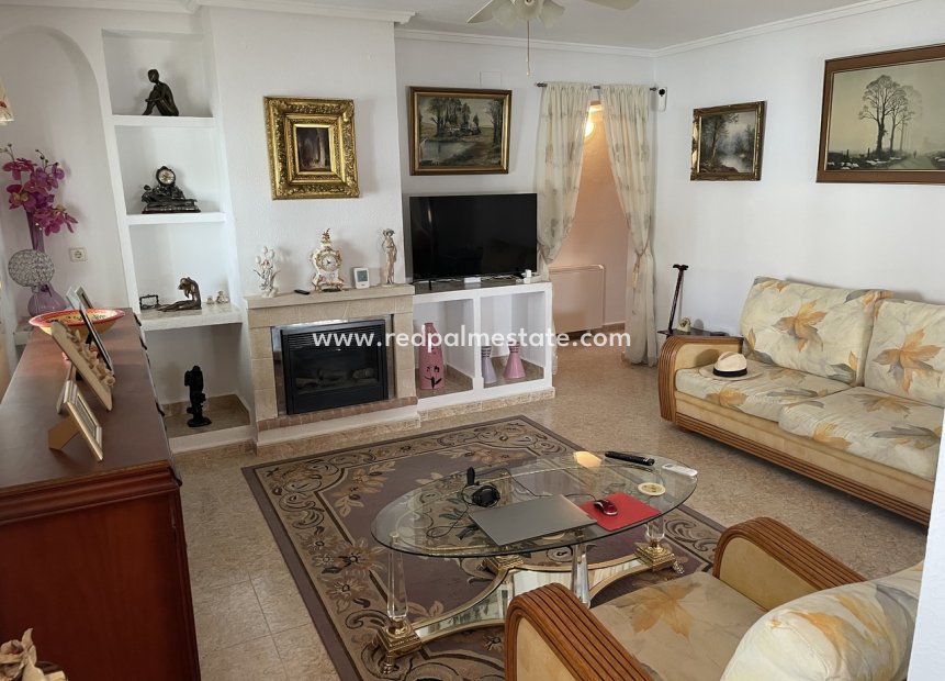 Videresalg - Villa -
Camposol - Inland