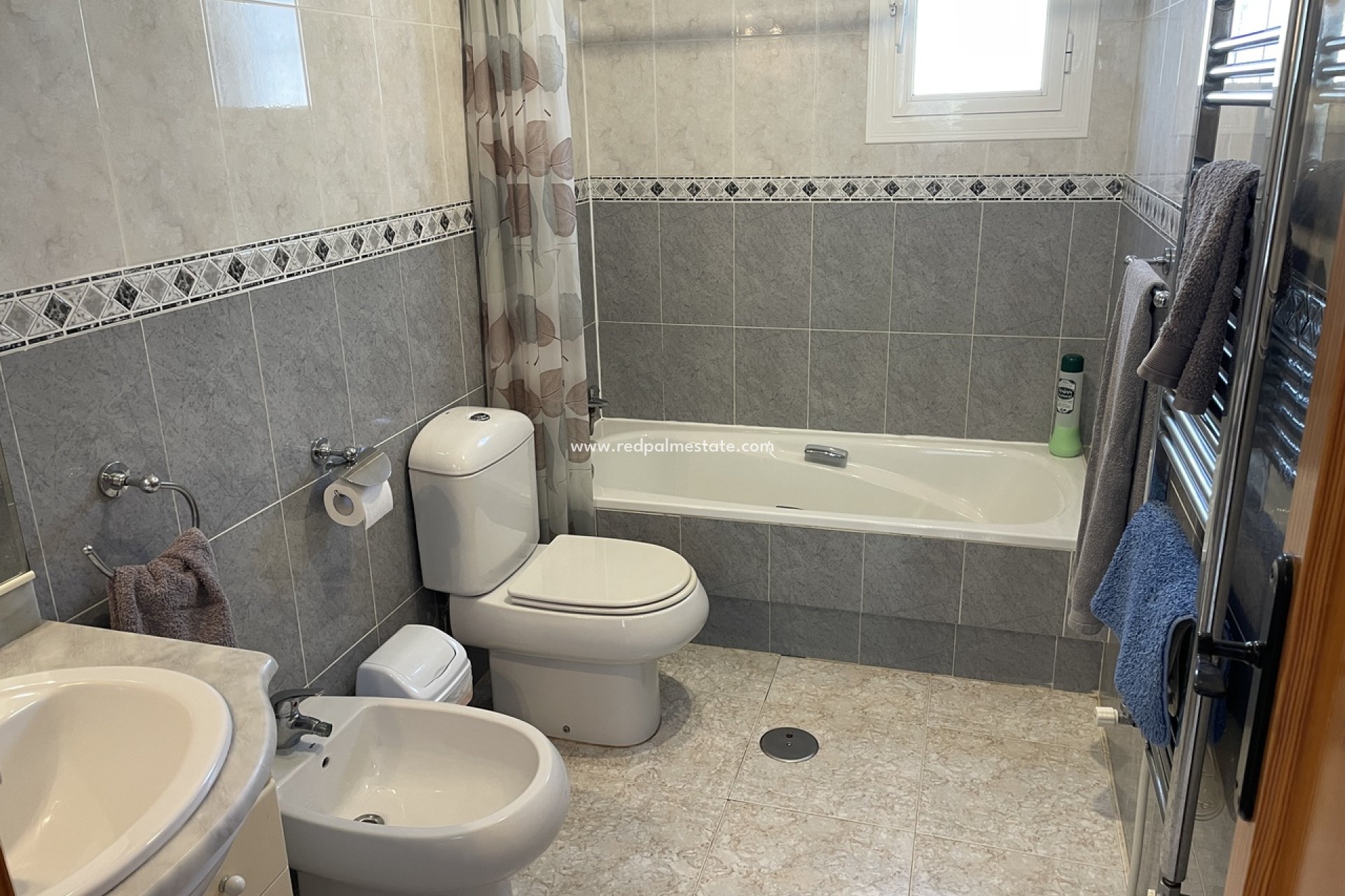 Videresalg - Villa -
Camposol - Inland