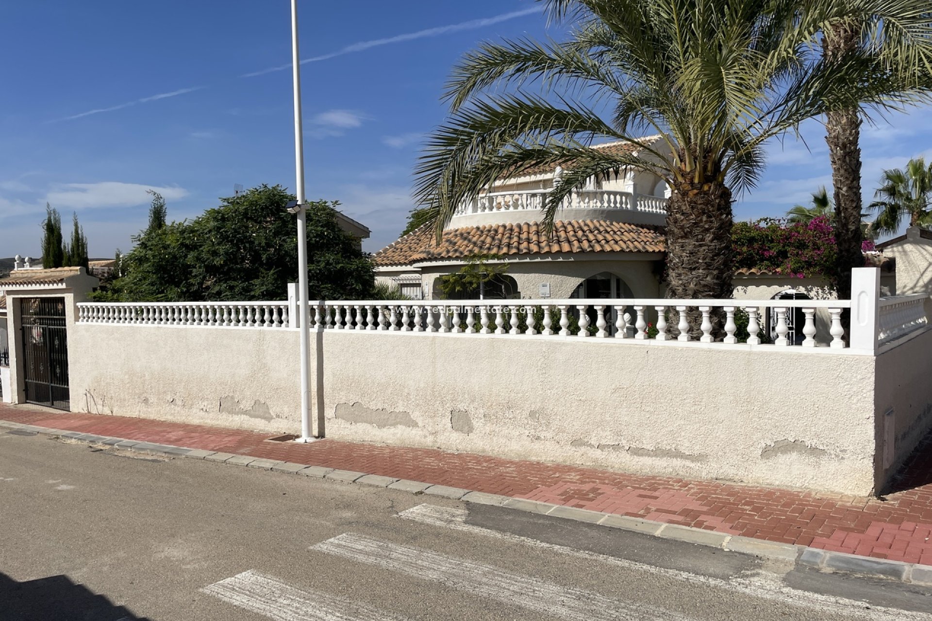 Videresalg - Villa -
Camposol - Inland