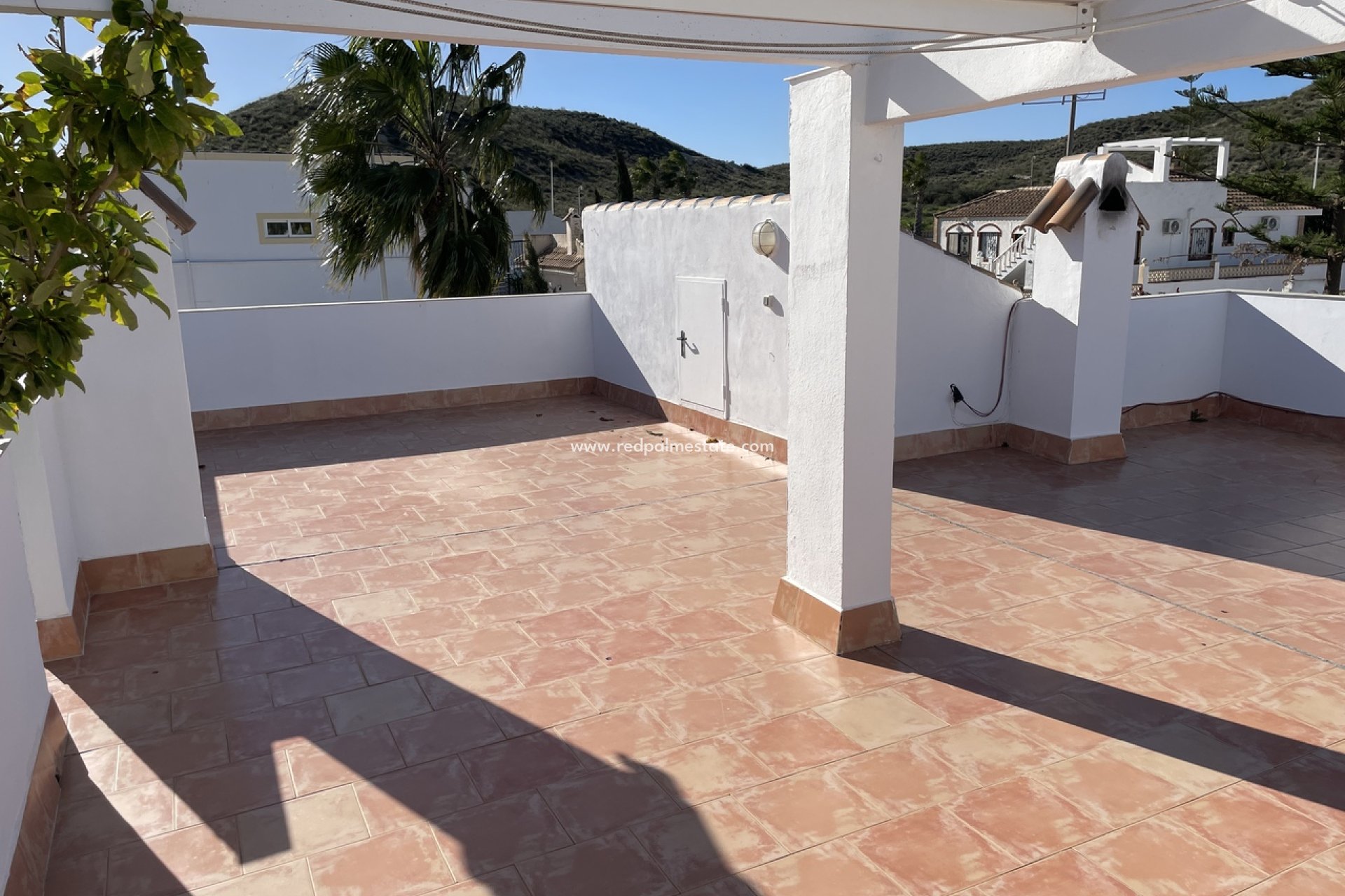 Videresalg - Villa -
Camposol - Inland
