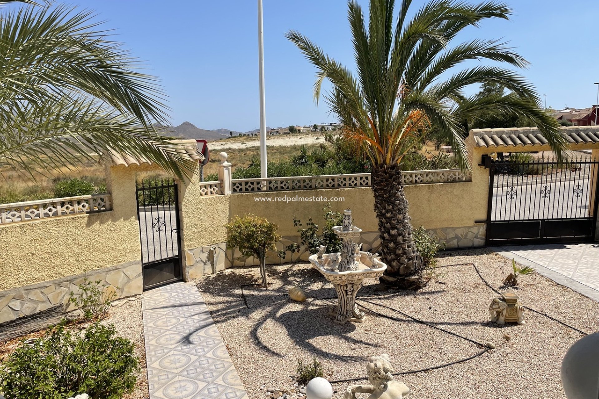 Videresalg - Villa -
Camposol - Inland