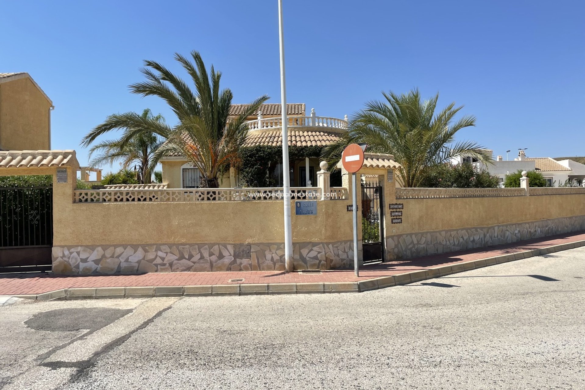 Videresalg - Villa -
Camposol - Inland