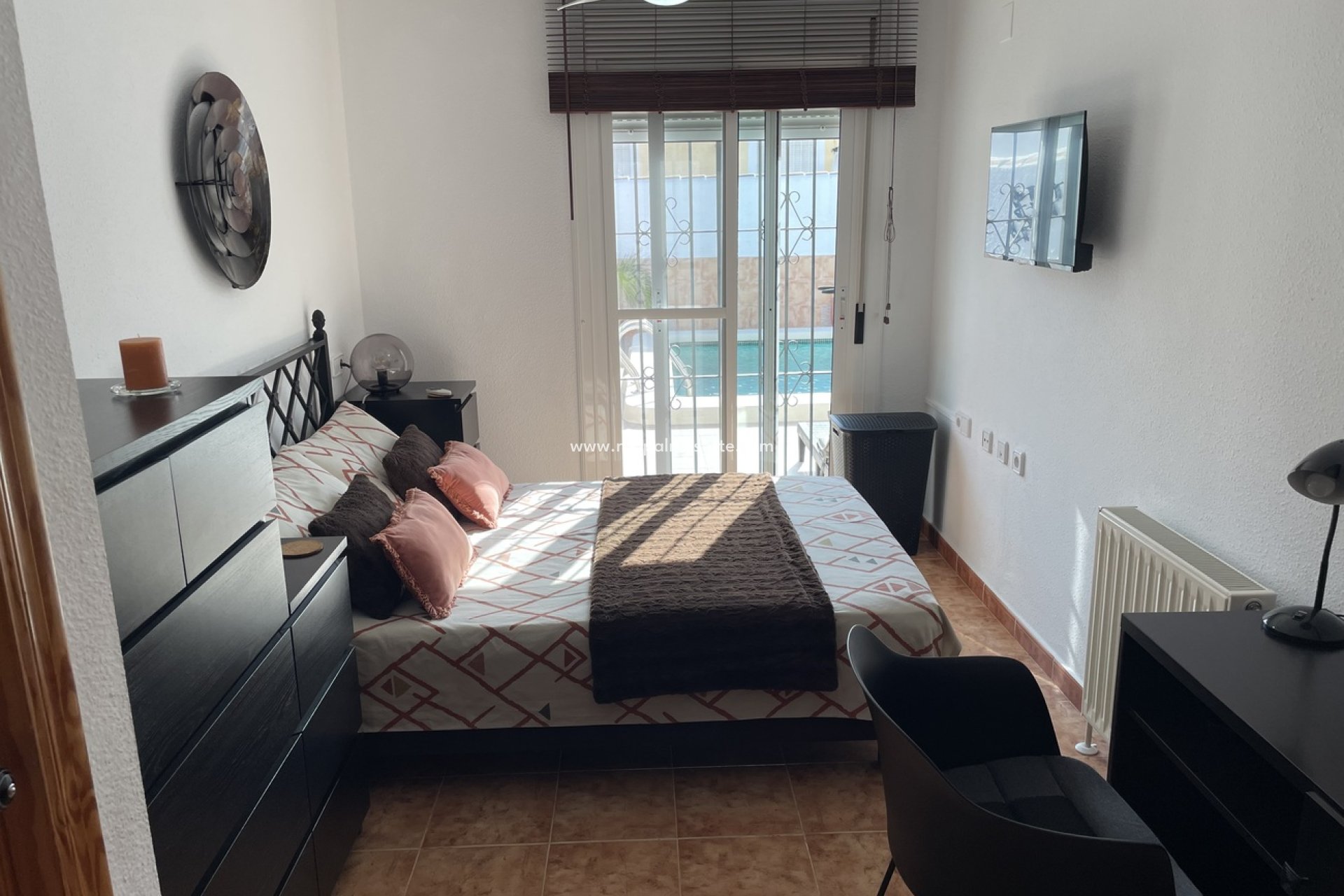 Videresalg - Villa -
Camposol - Inland