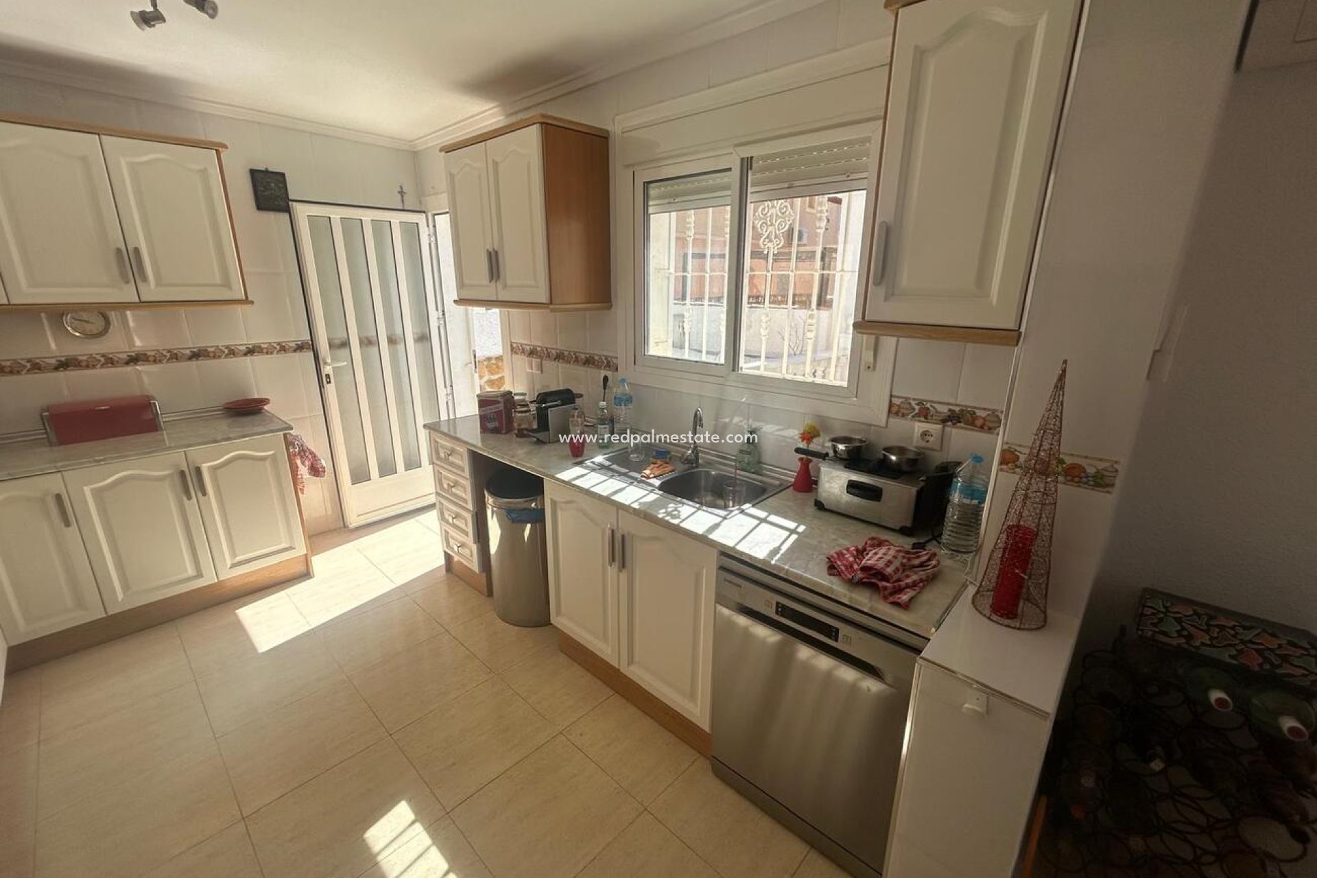 Videresalg - Villa -
Camposol - Sector D