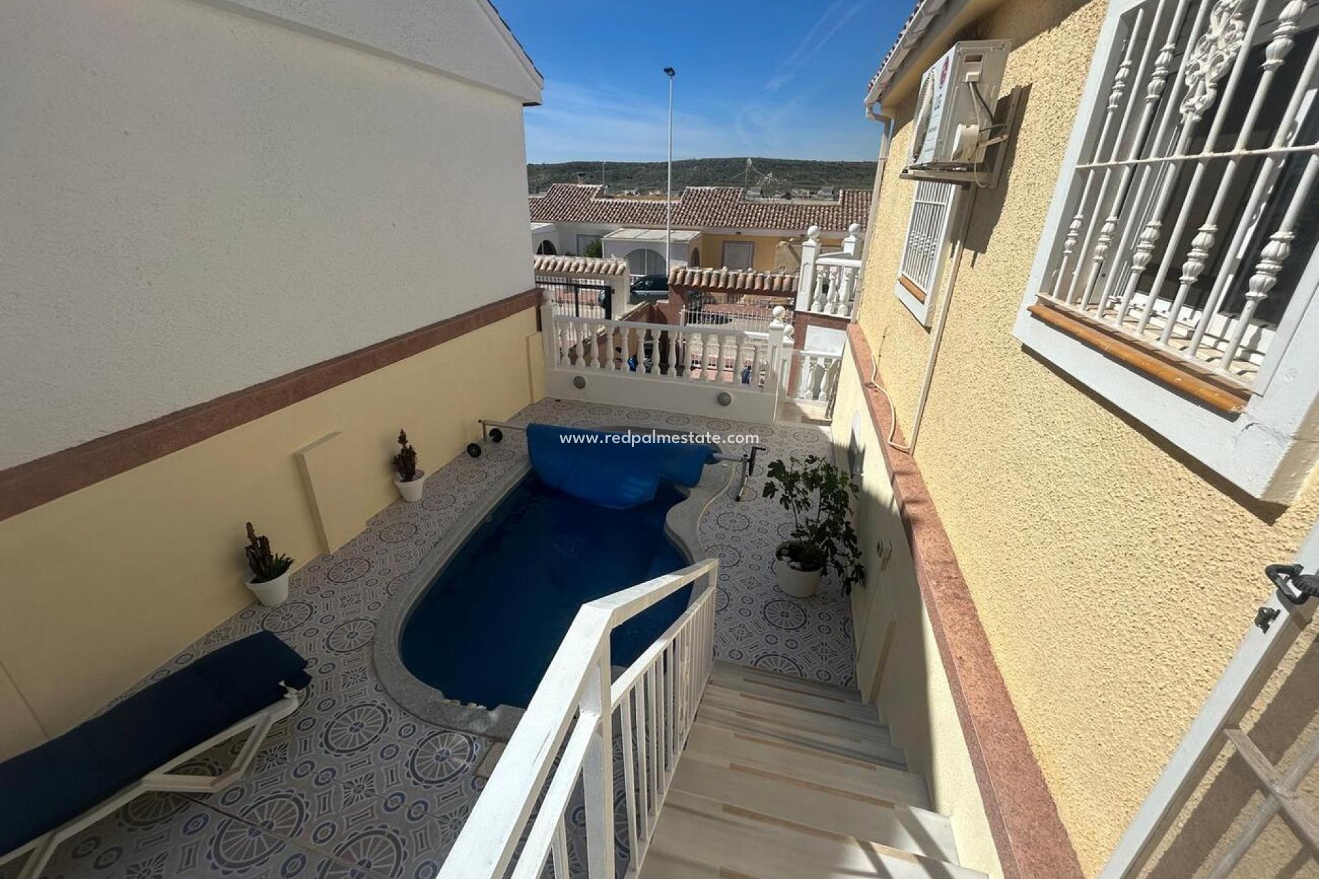 Videresalg - Villa -
Camposol - Sector D