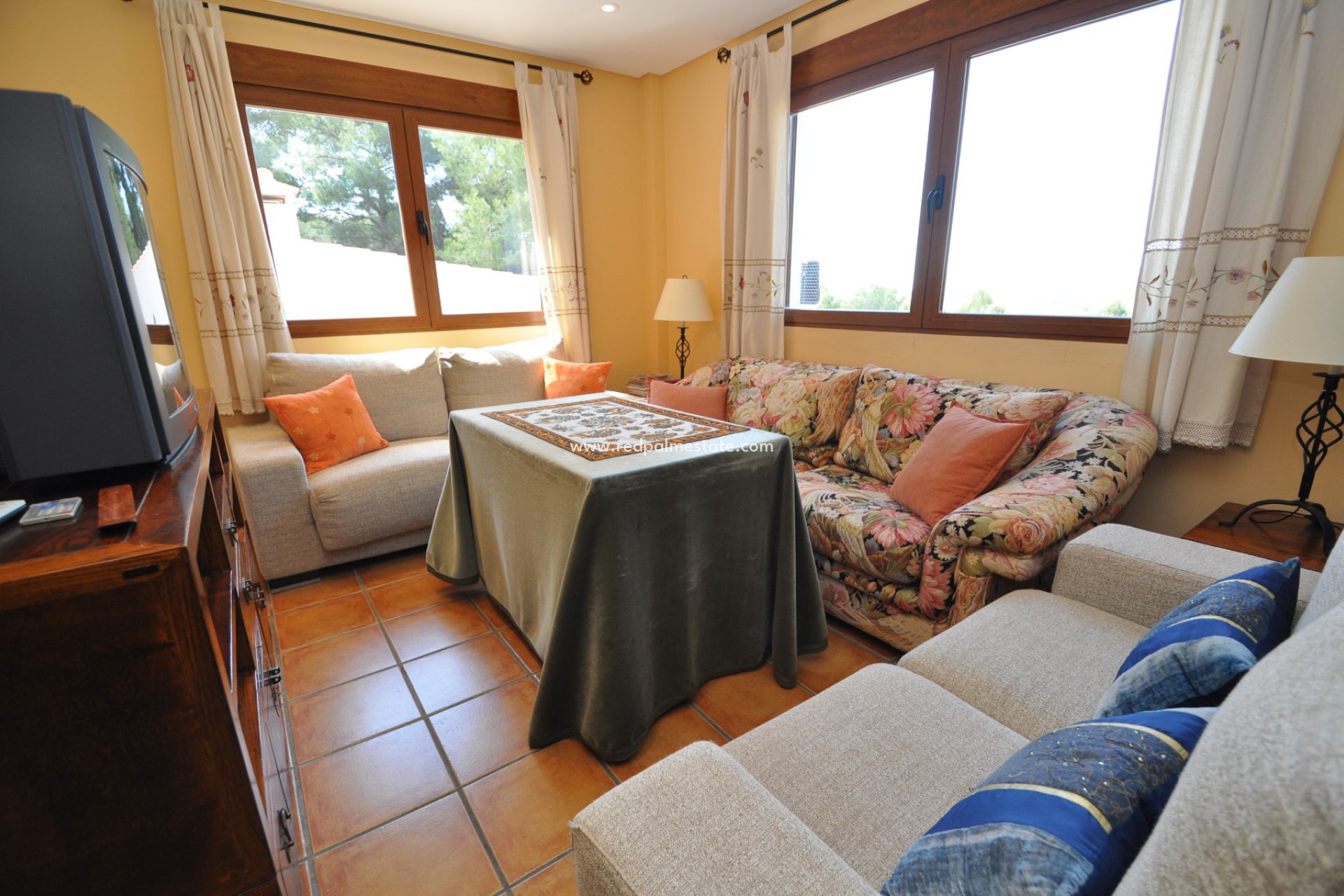 Videresalg - Villa -
Castalla - Inland