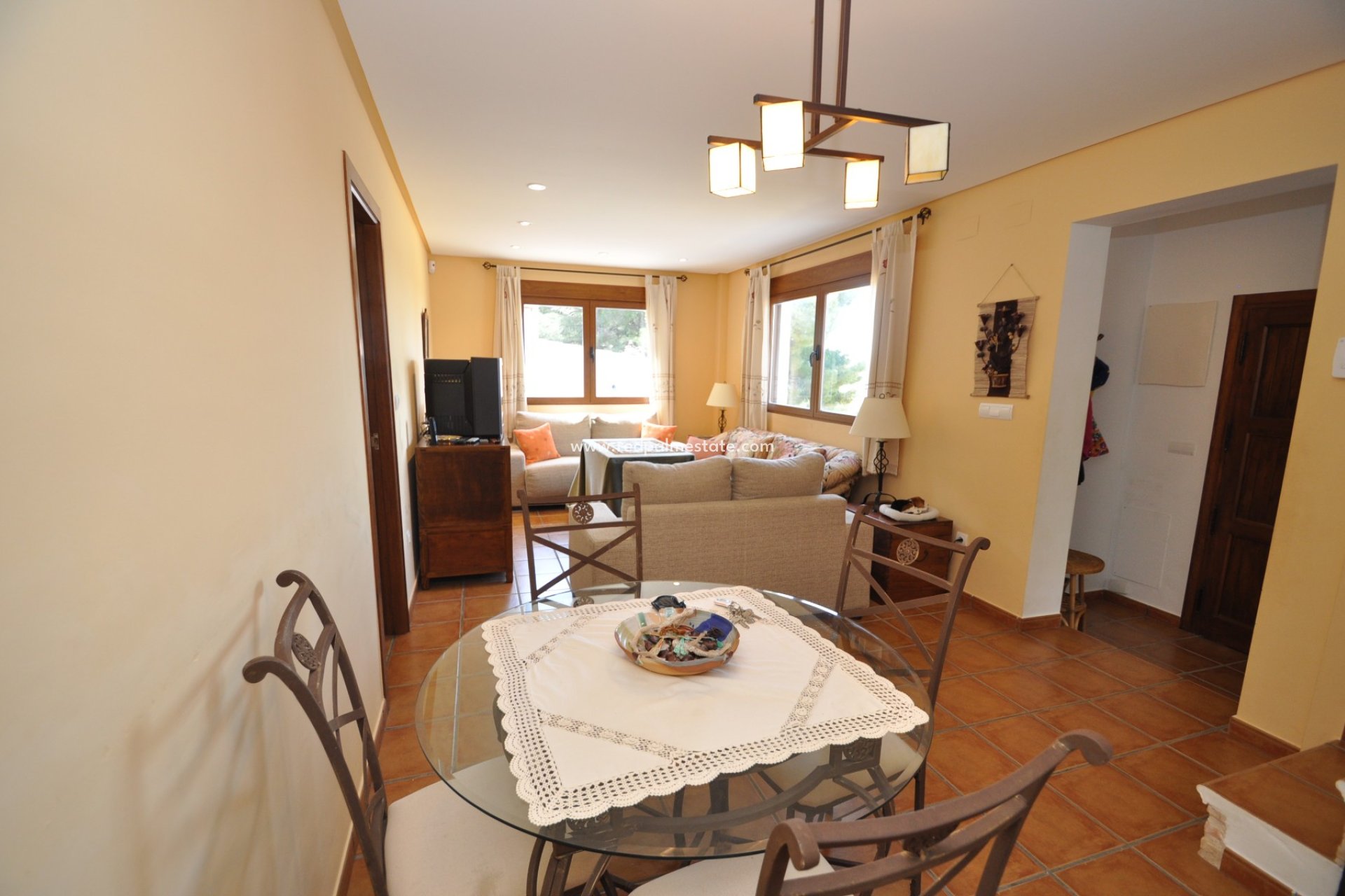 Videresalg - Villa -
Castalla - Inland