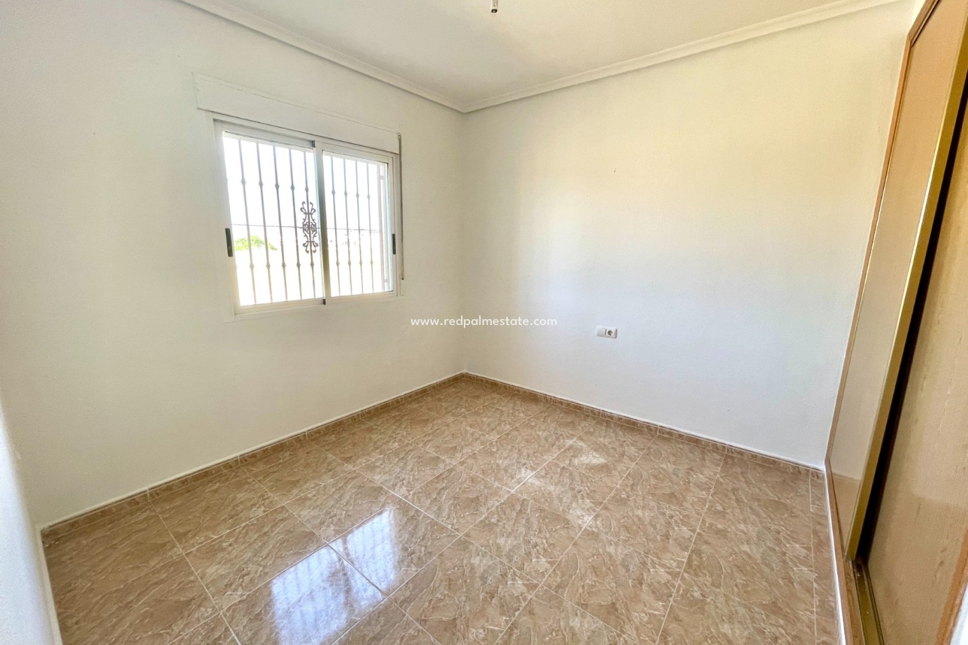 Videresalg - Villa -
Catral - Costa Blanca