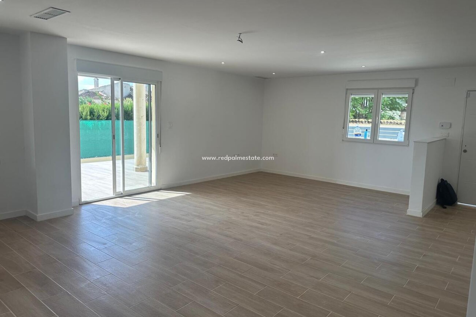 Videresalg - Villa -
Catral - Costa Blanca