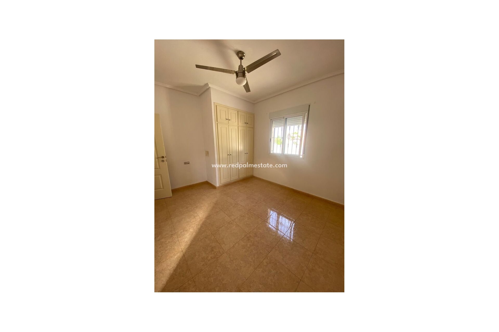 Videresalg - Villa -
Catral - Costa Blanca