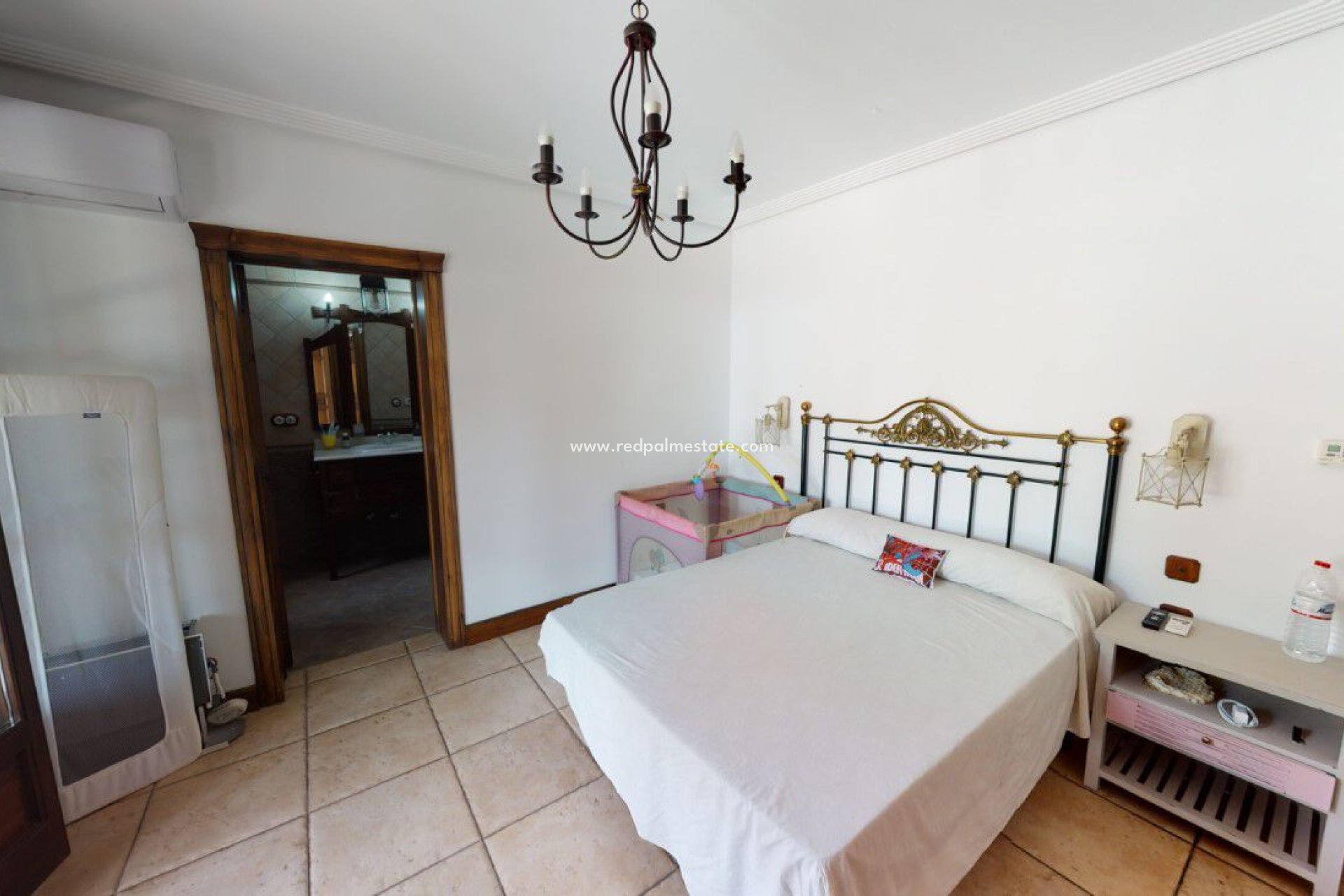 Videresalg - Villa -
Catral - Costa Blanca