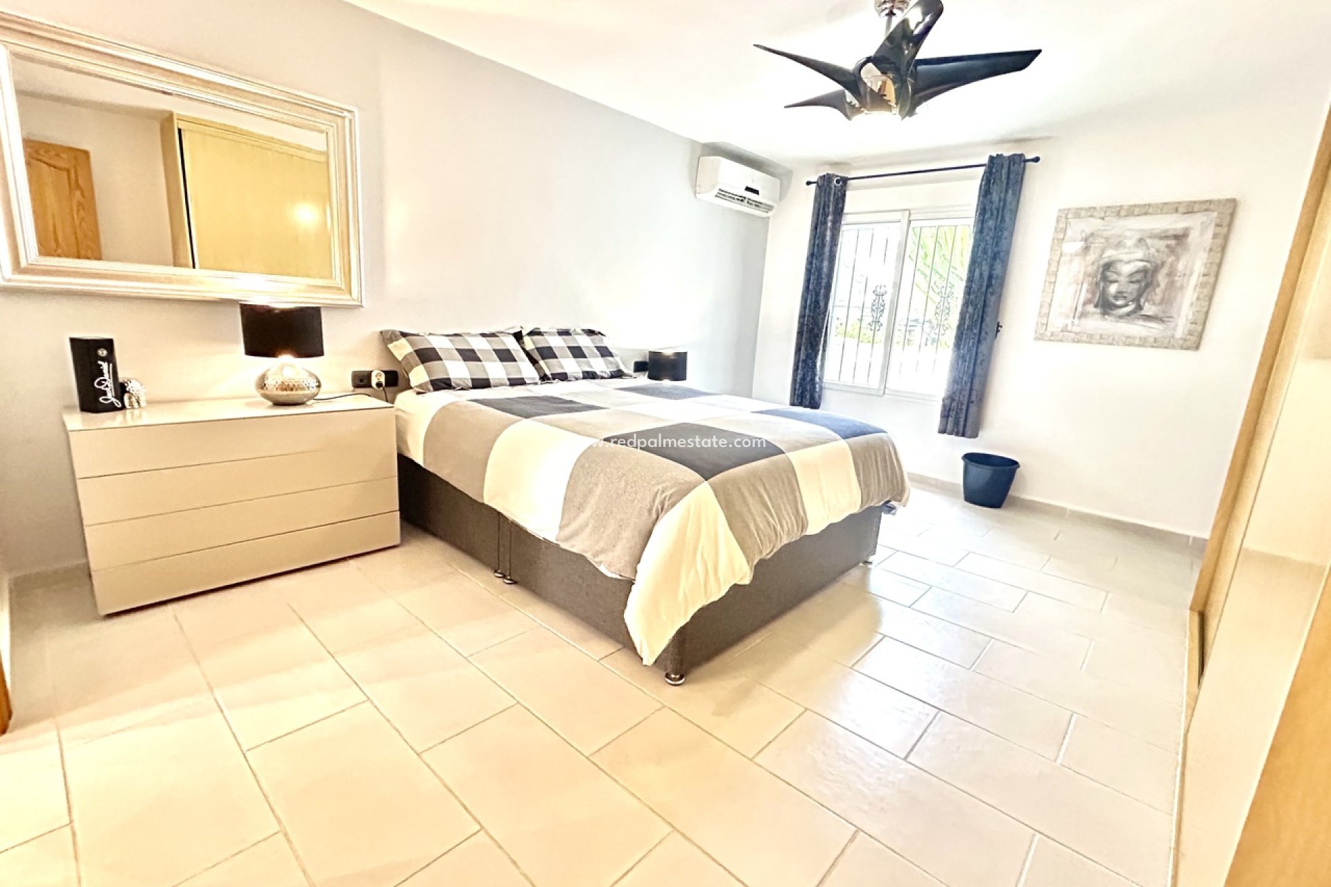 Videresalg - Villa -
Catral - Costa Blanca