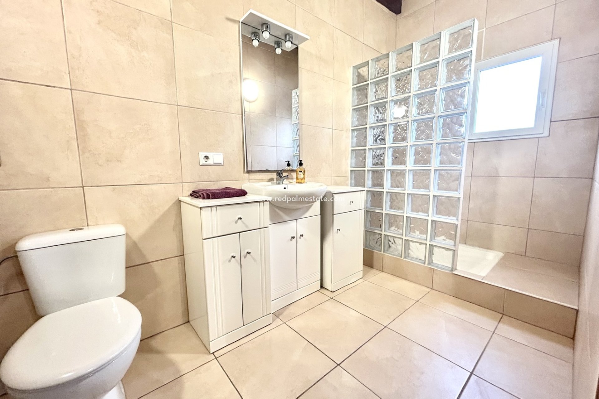 Videresalg - Villa -
Catral - Costa Blanca