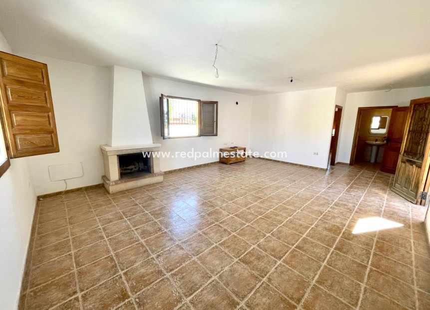 Videresalg - Villa -
Catral - Costa Blanca