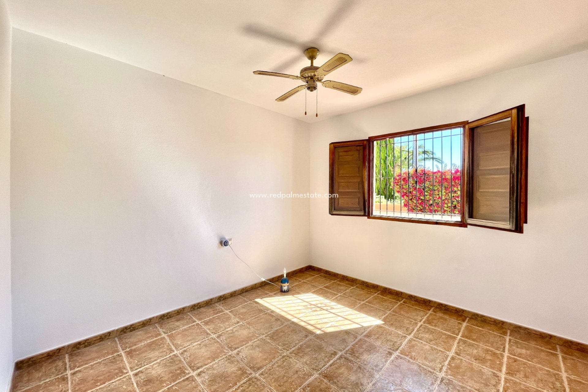 Videresalg - Villa -
Catral - Costa Blanca