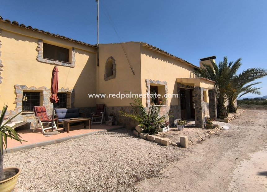 Videresalg - Villa -
Chinorlet - Inland