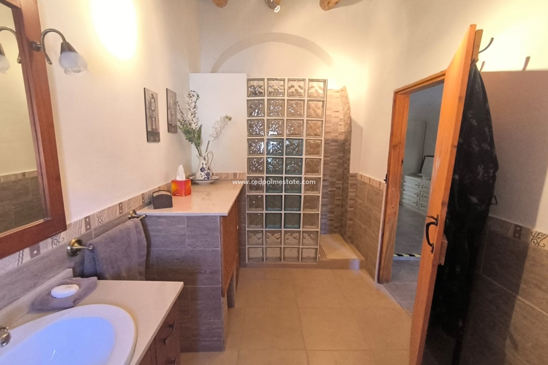 Videresalg - Villa -
Chinorlet - Inland