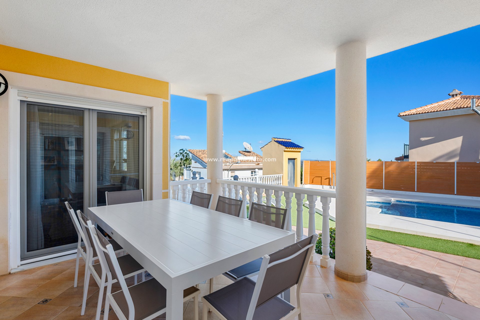 Videresalg - Villa -
Ciudad De Las Comunicaciones - Costa Blanca