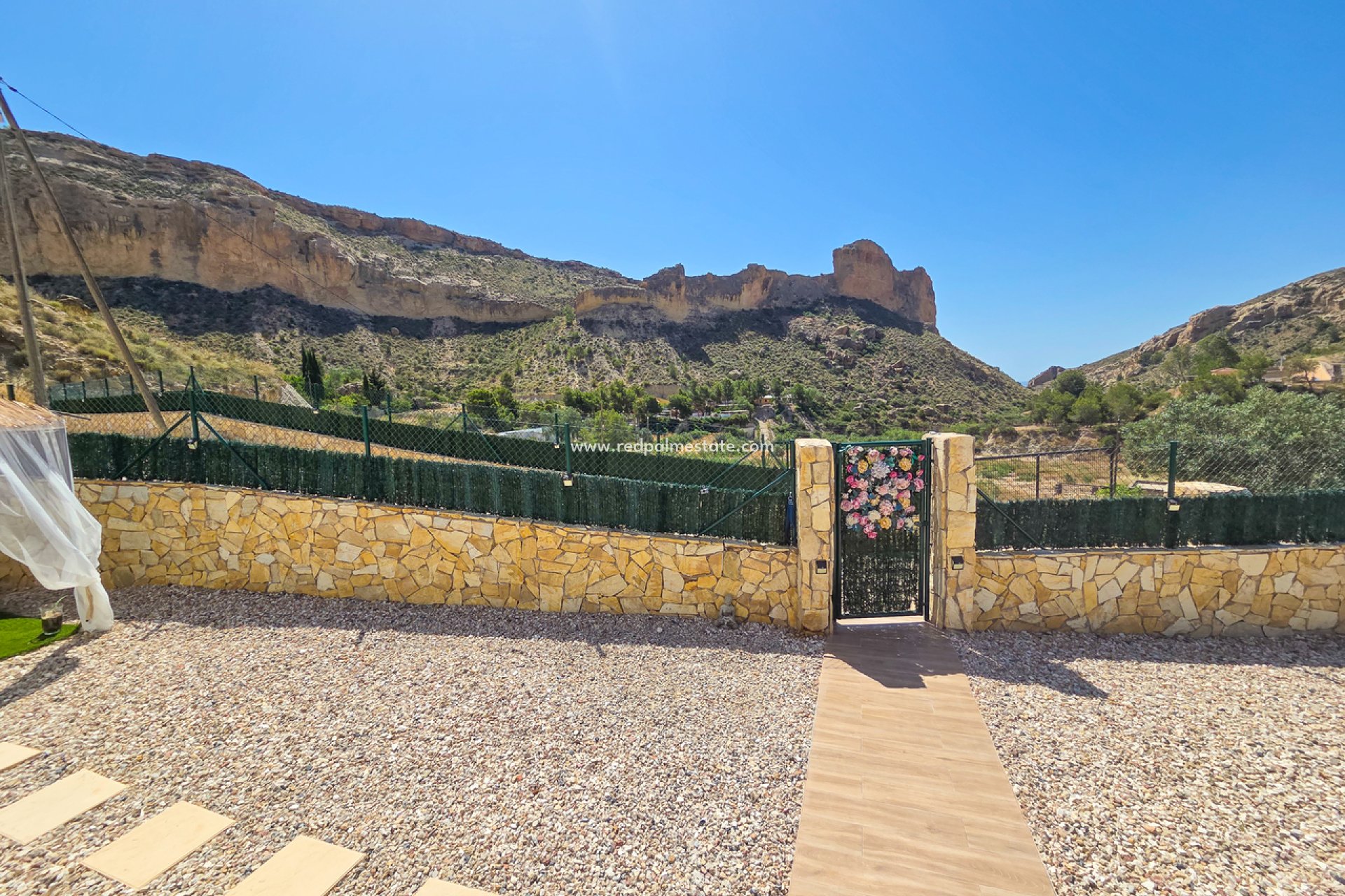Videresalg - Villa -
Crevillente - Inland