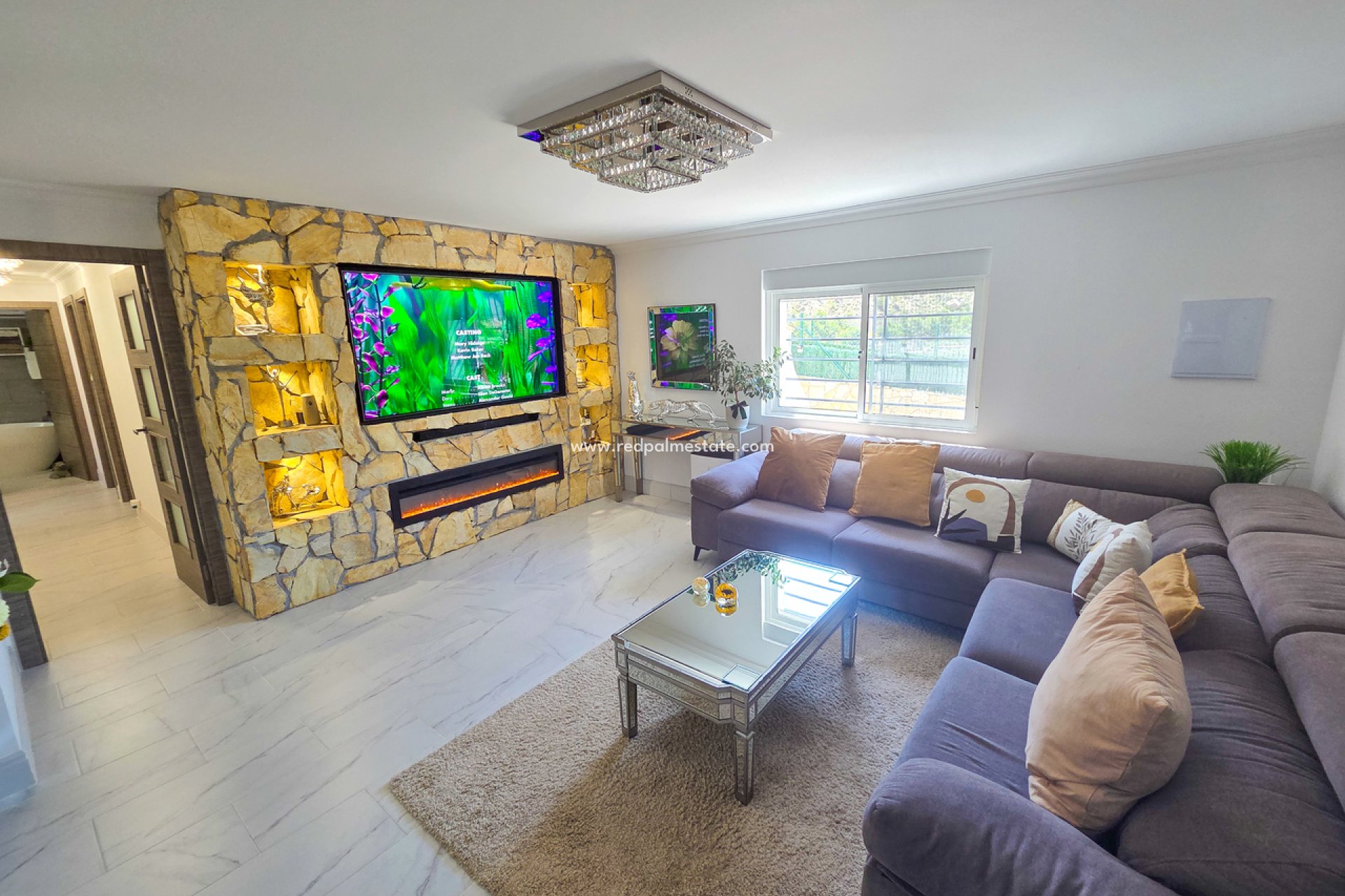 Videresalg - Villa -
Crevillente - Inland
