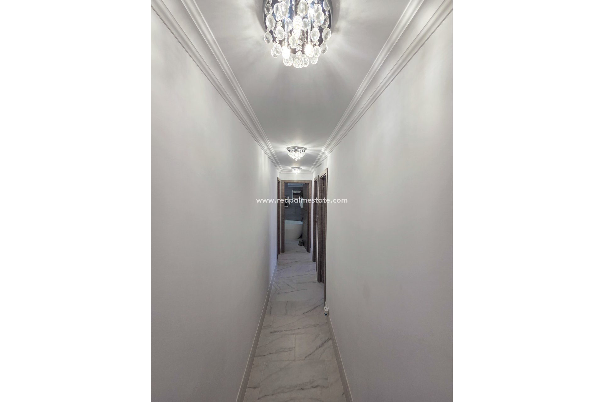 Videresalg - Villa -
Crevillente - Inland