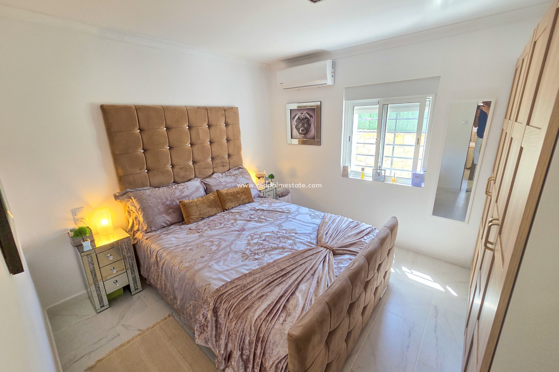 Videresalg - Villa -
Crevillente - Inland