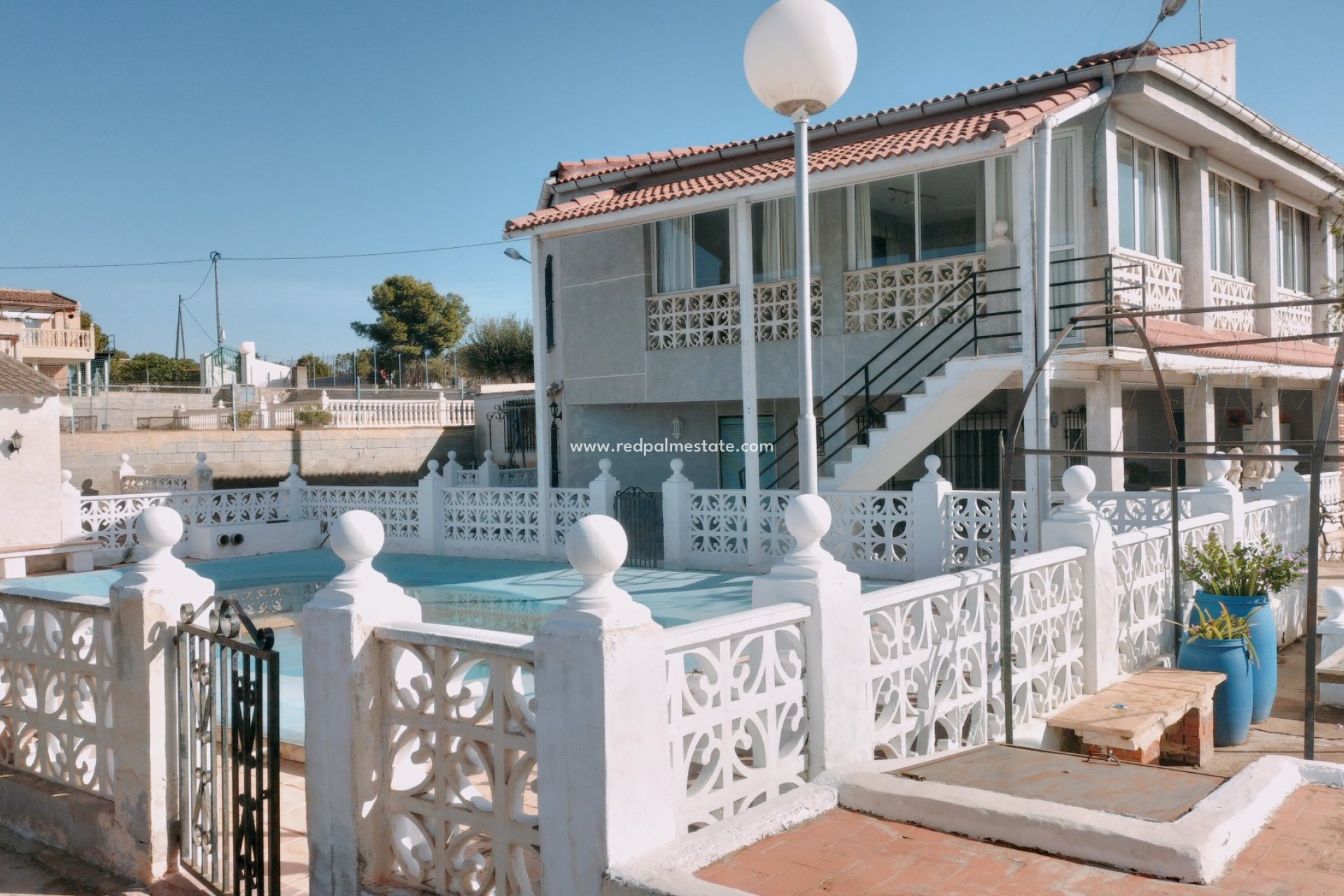 Videresalg - Villa -
Crevillente - Inland