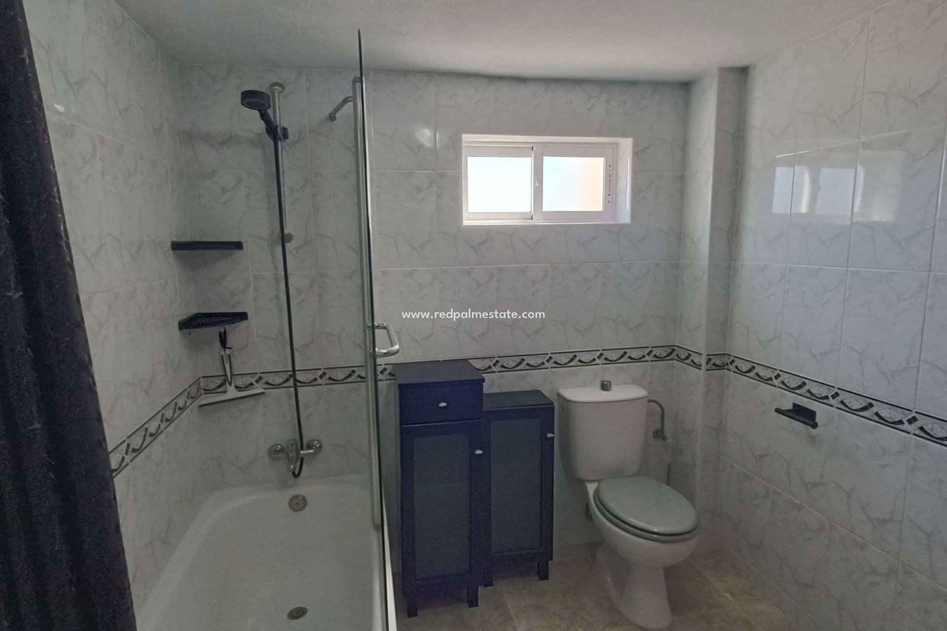 Videresalg - Villa -
Crevillente - Inland