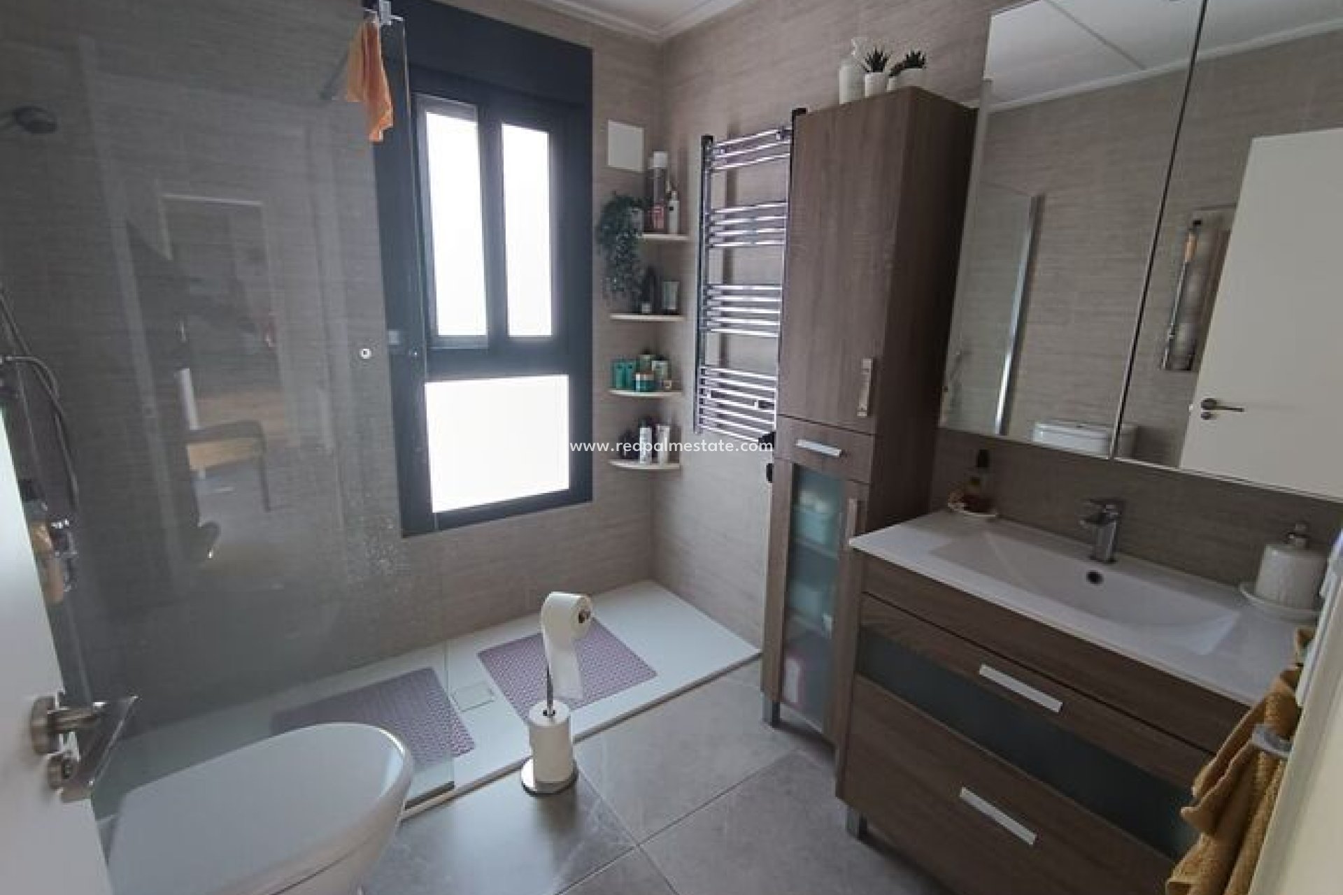 Videresalg - Villa -
Daya Nueva - Costa Blanca